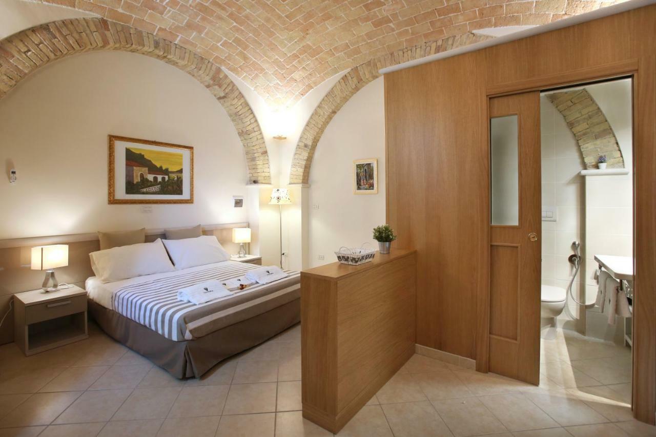 Victoria Royal Apartments & Rooms Termoli Exterior photo