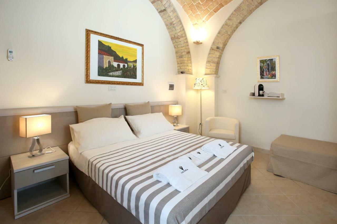 Victoria Royal Apartments & Rooms Termoli Exterior photo